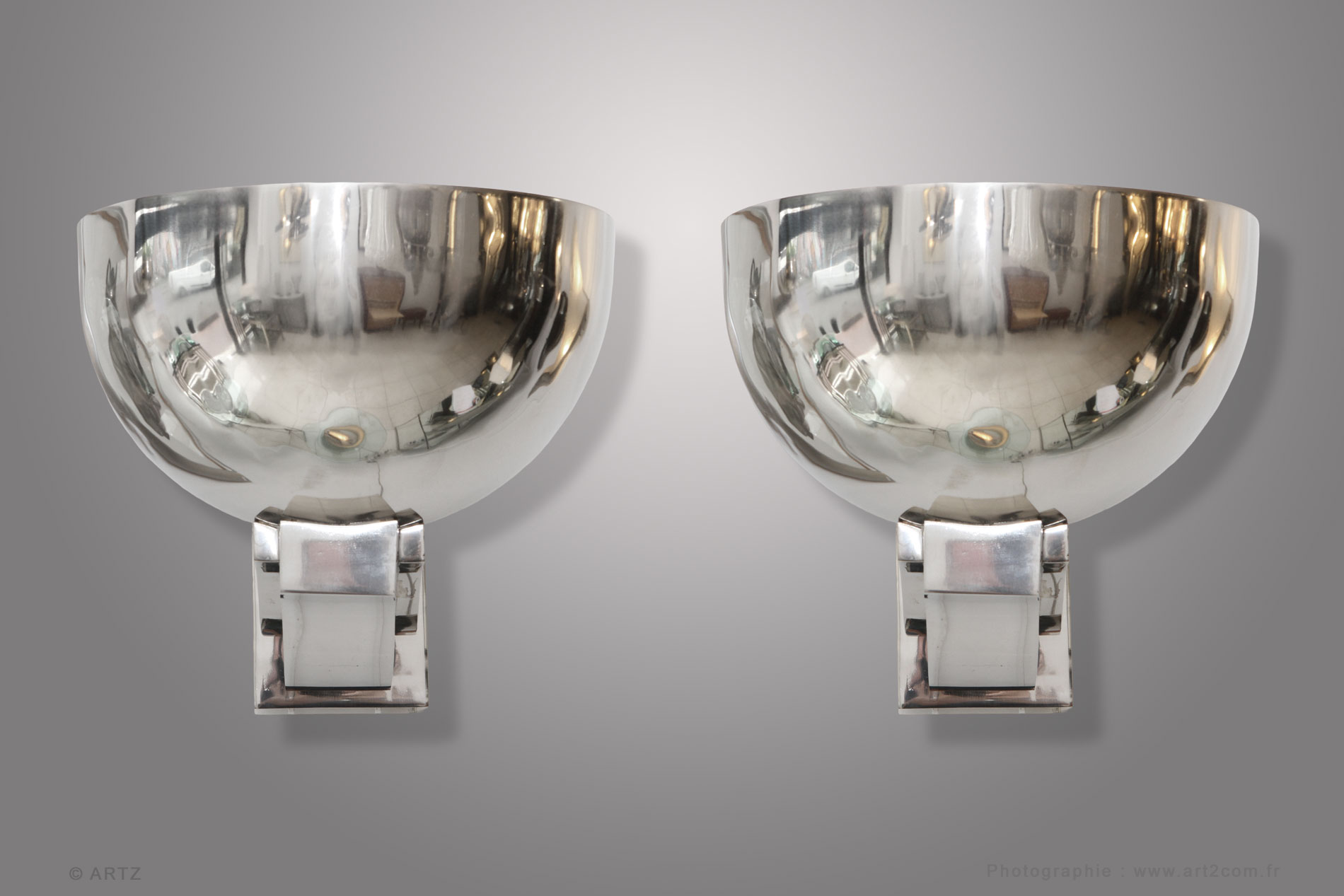 Sconces modernists