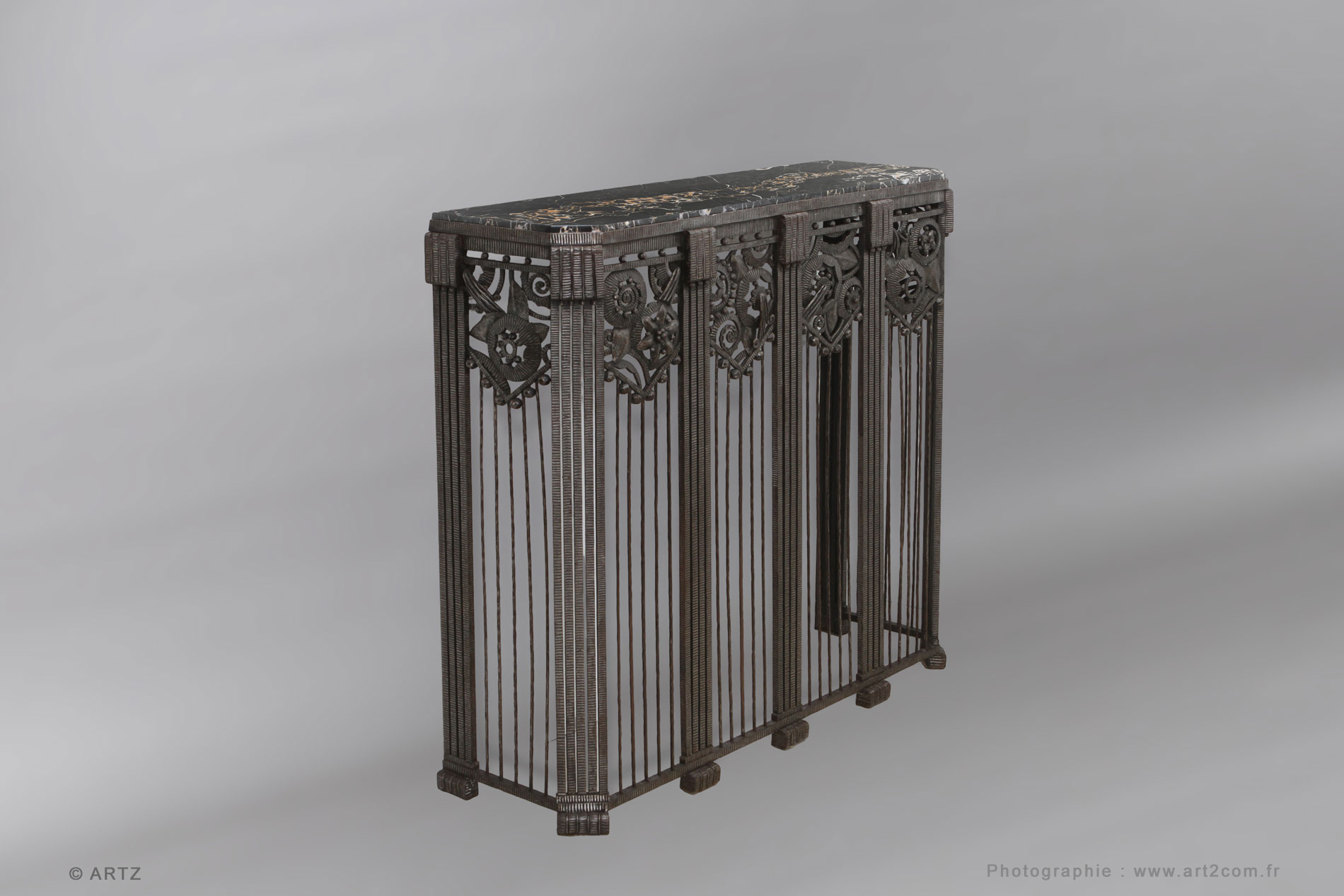 Console E.BRANDT
