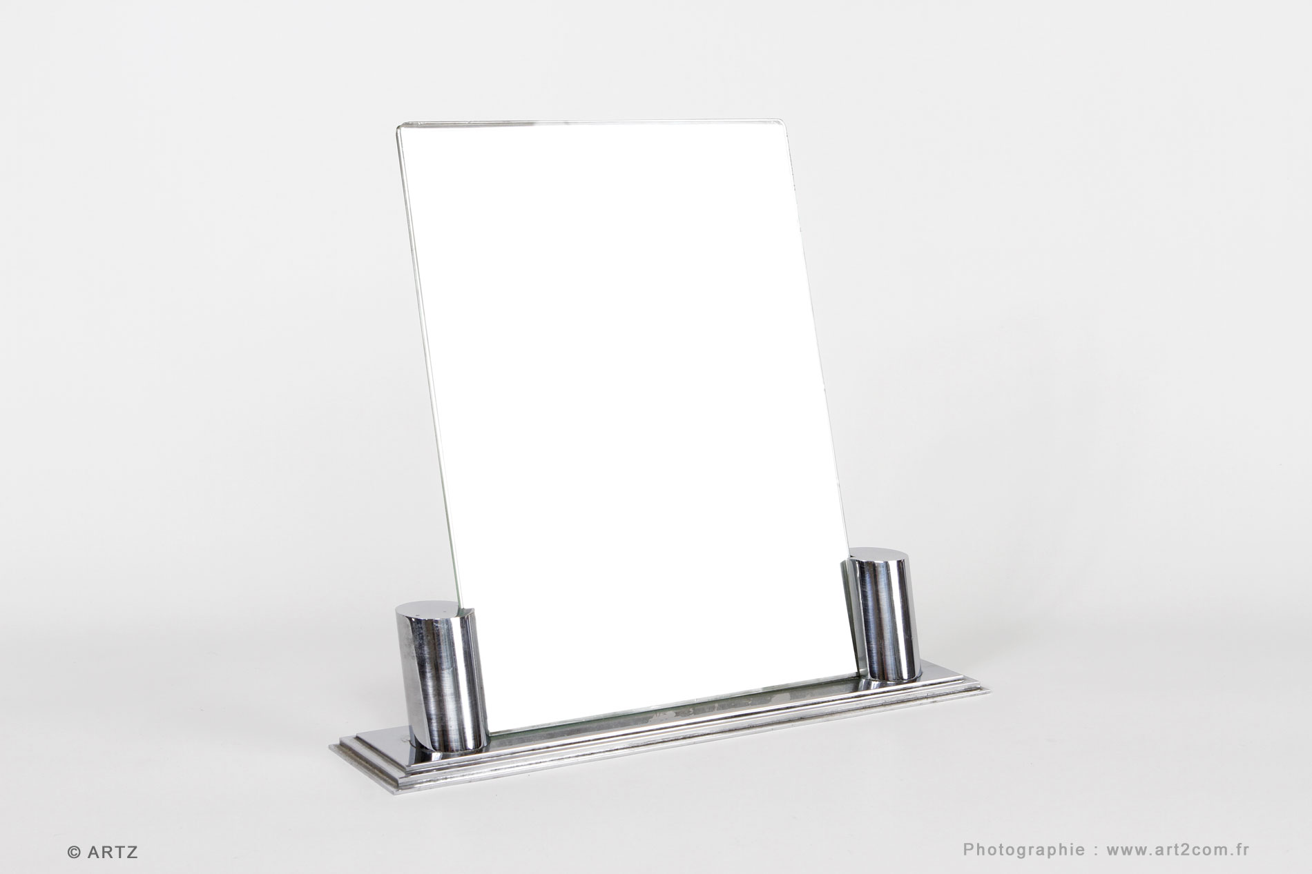 Photo holder