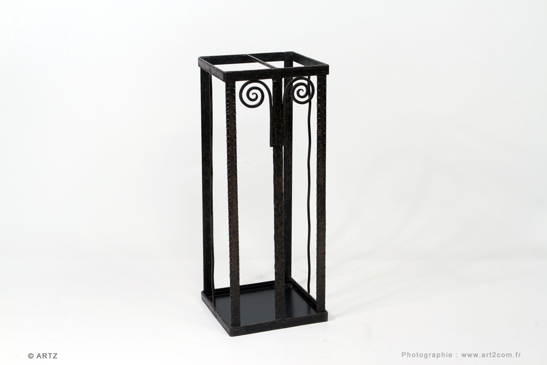 Umbrella stand